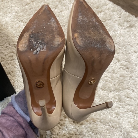 Michael Kors Nude Heels - Picture 4 of 6